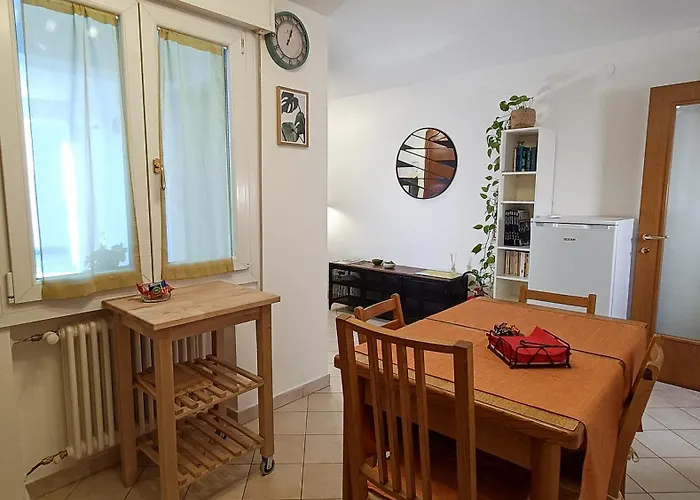 Comforthouse - Vicino Al Centro Apartment *